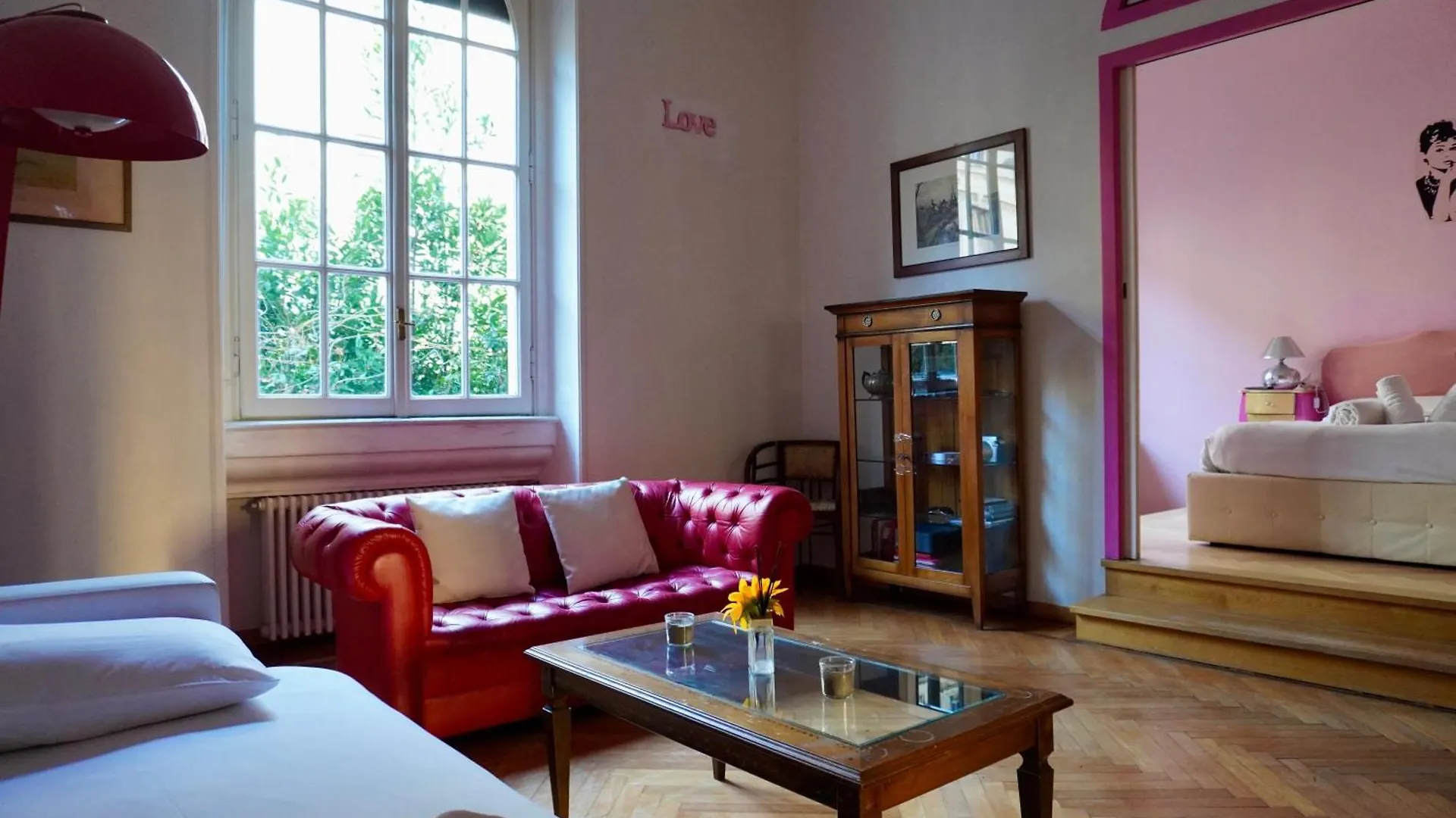 Eschilo In Rosa: Charme E Design Lägenhet Milano